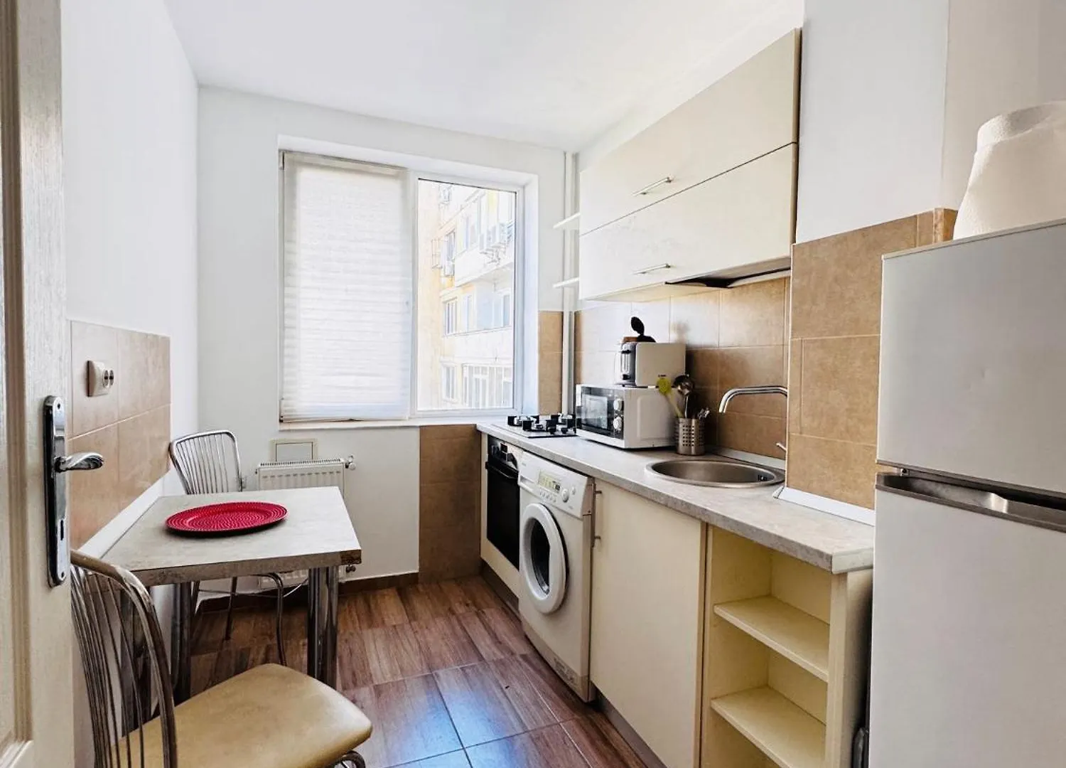Magheru Downtown Apartment Boekarest