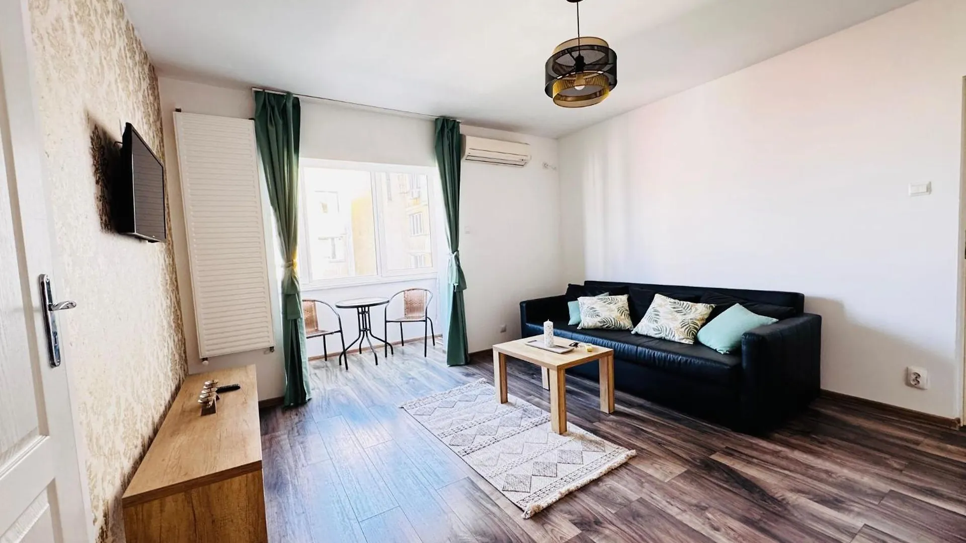 Contacten van Magheru Downtown Apartment